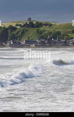 Stonehaven shore tempesta onde surf onde Foto Stock
