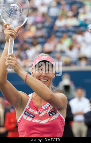 Il 2009 Rogers Cup womens singles champion, Elena Dementiava. Dementiava entrò nel quinto Torneo di sementi e sconfitto Maria Sharapova in retta fissa, 6-4, 6-3. (Credito Immagine: © Terry Ting/Southcreek globale/ZUMApress.com) Foto Stock