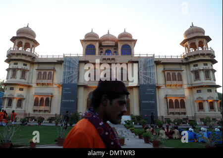 Karachi. Xvii Dec, 2013. Foto scattata a Dic. 15, 2013 mostra il Palazzo Mohatta a Karachi, nel sud del Pakistan. © Huang Zongzhi/Xinhua/Alamy Live News Foto Stock