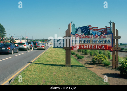 Segno di benvenuto agli Stati Uniti d'America dal British Columbia, Canada per stato di Washington, USA - Douglas valico di frontiera a noi Foto Stock