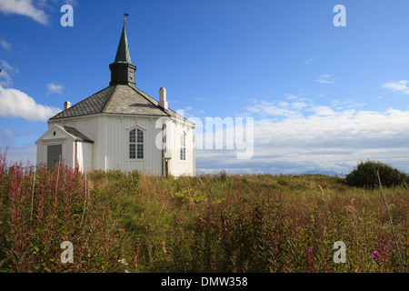 Chiesa Dverberg, Isole Vesteralen, Nordland, Norvegia, Scandinavia, Europa Foto Stock