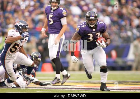 Nov. 12, 2009 - Baltimore, Maryland, Stati Uniti - 01 nov. 2009: Baltimore Raven Le"Ron Mc rivendicazione (33) durante il Baltimore Ravens vs Denver Broncos gioco a M&T Bank Stadium di Baltimora, Maryland in cui i corvi ha vinto 30-7 per andare 3-0 (credito Immagine: © Southcreek globale/ZUMApress.com) Foto Stock