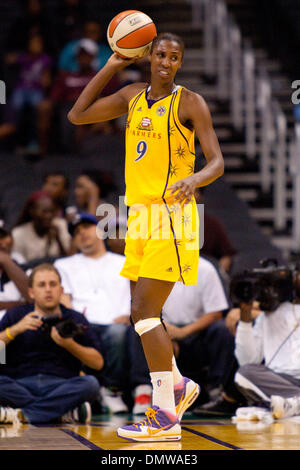 Sett. 17, 2009 - Los Angeles, California, Stati Uniti - Los Angeles Sparks center Lisa Leslie #9 durante la conferenza WNBA Semi-Final gioco di spareggio fra Seattle Storm e il Los Angeles Sparks alla Staples Center. Le scintille è andato a sbattere la tempesta con un punteggio finale di 70-63. (Credito Immagine: © Brandon Parry/Southcreek globale/ZUMAPRESS.com) Foto Stock