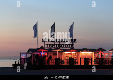 Beach-Bar, Warnemuende, Mar Baltico, Meclemburgo-Pomerania, Germania Foto Stock