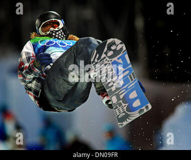 Feb 17, 2010 - Cypress Mountain, British Columbia, Canada - Stati Uniti" Shaun White catture alcuni aria durante il uomini Halfpipe Snowboard a concorrenza di 2010 giochi olimpici invernali di Vancouver. (Credito Immagine: © Jed Conklin/ZUMA Press) Foto Stock