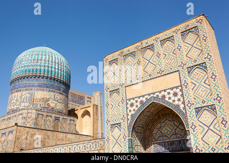 Bibi Khanym moschea, noto anche come Bibi Khanum moschea, Samarcanda, Uzbekistan Foto Stock