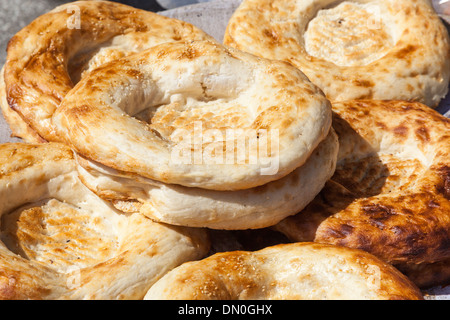 Non pane per la vendita, sul mercato Siyob, noto anche come mercato Siab, Samarcanda, Uzbekistan Foto Stock