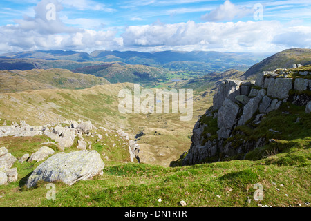 Little Langdale dal vertice di grande Carrs nel distretto del lago, Inghilterra, Regno Unito. Foto Stock