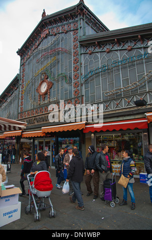 Sala del mercato esterno Piazza della Repubblica piazza centrale di Torino Piemonte Italia Europa Foto Stock