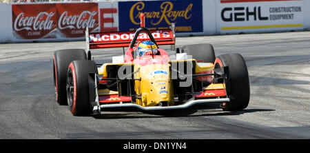 Apr 09, 2006; Long Beach, CA, Stati Uniti d'America; vettura vincente della Toyota Grand Prix di Long Beach; Newman / Haas Racing; driver: Sebastien Bourdais. Credito: foto da John Hardick/ZUMA premere. (©) Copyright 2006 da John Hardick Foto Stock