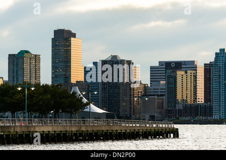 Pier 45 o Christopher Street Pier, Hudson River Park a Manhattan e Hoboken Foto Stock