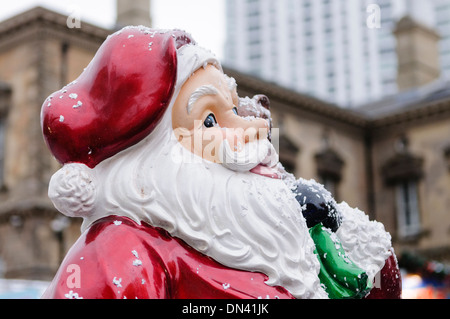 Un modello in fibra di vetro di Babbo Natale Foto Stock