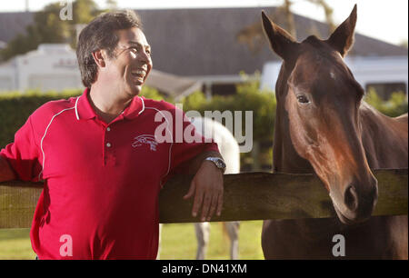 Nov 09, 2006; Wellington, FL, Stati Uniti d'America; Ritratto del giocatore di polo Hector Galindo. Credito: Foto di Taylor Jones/Palm Beach post/ZUMA premere. (©) Copyright 2006 da Palm Beach post Foto Stock