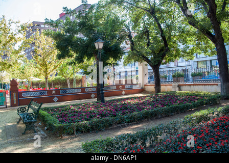 Toledo giardini dove ci sono molti tipi di fiori Foto Stock