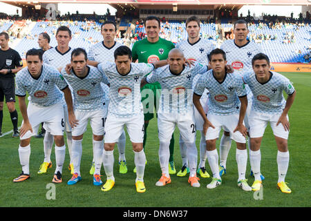 Marrakech, Marocco. Xviii Dicembre, 2013. CF Monterrey gruppo team line up Calcio : team di Monterrey gruppo, (back-L-R), meri Cardozo, Leobardo Lopez, Juan de Dios Ibarra, Jose Maria Basanta, Lucas Silva, anteriore (L-R) Efrain Juarez, Cesar Delgado, Ricardo Osorio, Humberto Suazo e severo Meza prima che la FIFA Club World Cup Marocco 2013 quinto posto match tra Al Ahly SC 1-5 Monterrey a Stade de Marrakech in Marrakech, Marocco . Credito: Maurizio Borsari/AFLO/Alamy Live News Foto Stock