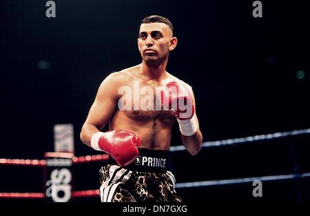 Nov. 13, 1998 - K15016JBP.HBO: WORLD BOXING CHAMPIONSHION.TV-FILM STILL.forniti dal principe NASEEM HAMED(Immagine di credito: © Globo foto/ZUMAPRESS.com) Foto Stock