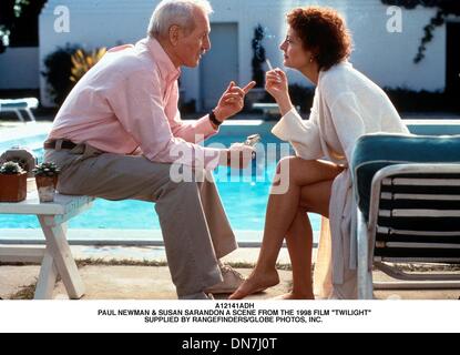 Il 1 gennaio, 2001 - Un12141ADH.Paul Newman & SUSAN SARANDON UNA SCENA DEL FILM 1998 ''TWILIGHT''.fornito dal credito (Immagine: © Globo foto/ZUMAPRESS.com) Foto Stock