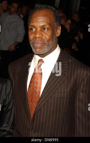 Il 25 gennaio, 2002 - K23902AG: il mio cuore KHMER PREMIERE.AMMINISTRAZIONE GUILDA DELL AMERICA, West Hollywood, CA 01/24/2002. AMY GRAVES/ 2002..Danny Glover(Immagine di credito: © Globo foto/ZUMAPRESS.com) Foto Stock