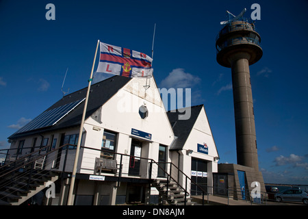 Il royal national scialuppa di salvataggio istituzione calshot spit hampshire Inghilterra Foto Stock