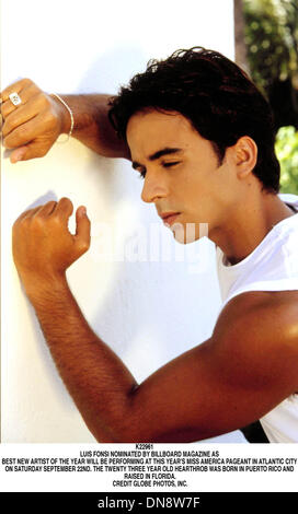 Sett. 20, 2001 - K22961 .Luis Fonsi designato dalla rivista Billboard come migliore nuovo artista dell'anno sarà in esecuzione in questo anno la cerimonia di MISS AMERICA IN ATLANTIC CITY SABATO 22 SETTEMBRE. Il ventitre anni HEARTHROB È NATO A PUERTO RICO E SOLLEVATO IN FLORIDA..Credit (Credito Immagine: © Globo foto/ZUMAPRESS.com) Foto Stock