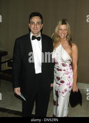 Mar 18, 2002 - K24427signor: 23RD COLLEGIO annuale premi televisivi.ST. REGIS HOTEL, Century City, CA 03/17/2002.Hank Azaria e SCHUYLER SAMPERTON. Milano RYBA/ 2002(Credit Immagine: © Globo foto/ZUMAPRESS.com) Foto Stock