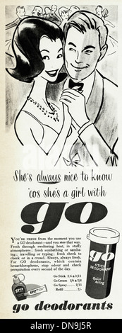 Anni Cinquanta la pubblicità. Vintage originale di moda femminile annuncio rivista per andare deodorante stick Foto Stock