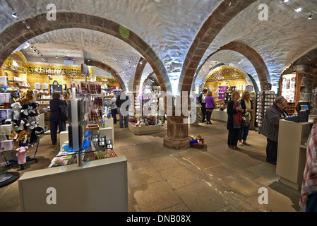 Chester Cathedral è la chiesa madre della Chiesa di Inghilterra diocesi di Chester e si trova nella città di Chester Foto Stock