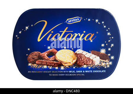 Una lattina di Mcvitie il Victoria biscotto biscotti di selezione su sfondo bianco Foto Stock