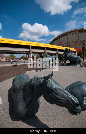 "Dalle Banche di prua' è un ambizioso programma di installazione scultorea in Calgary Stampede grounds in Calgary Alberta Canada Foto Stock
