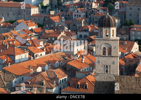 Tetti della città vecchia, Dubrovnik, Croazia Foto Stock