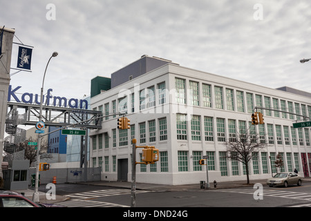 Il museo americano dell'immagine in movimento, accanto a Kaufman Studios, il più grande studio di film al di fuori di Hollywood, Astoria, Queens, a New York Foto Stock