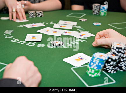 Un 'uccelli-eye" di un gioco di poker Foto Stock