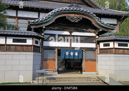 Ingresso anteriore del Sento bagno giapponese casa a Edo : Tokyo Museo Architettonico all'aperto Foto Stock