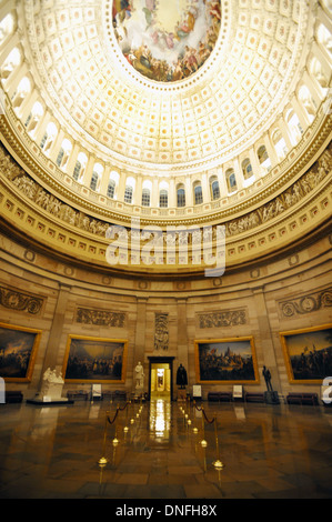 United States Capitol rotunda, centrale rotonda degli Stati Uniti Campidoglio di Washington DC, situato sotto la cupola del Campidoglio, parte più alto Foto Stock