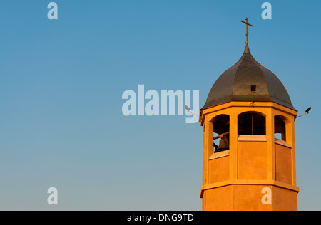 Il campanile della chiesa di San Nicola in Odessa Seaport. Odessa. L'Ucraina. Foto Stock