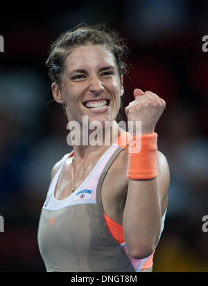 Brisbane, Australia. 29 Dic, 2013. Andrea Petkovic di Germania celebra dopo aver vinto il suo singolare femminile match di primo turno contro Bethanie Mattek-Sands degli Stati Uniti a Brisbane Torneo Internazionale di Tennis a Brisbane, Australia, Dic 29, 2013. Petkovic ha vinto 2-0. Credito: Bai Xue/Xinhua/Alamy Live News Foto Stock