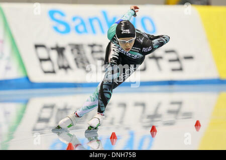 Nana Takagi (JPN), dicembre 27, 2013 - pattinaggio di velocità : Giappone Team olimpico prove per Sochi, Donna 1500 m a M-onda in Nagano, Giappone. (Foto di Yusuke Nakanishi/AFLO SPORT) Foto Stock