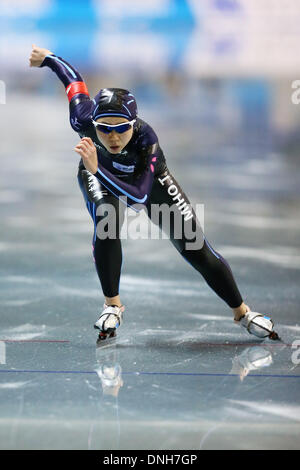 Nagano, Giappone. 29 Dic, 2013. Miho Takagi (JPN) pattinaggio di velocità : Giappone Team olimpico prove per Sochi, Donna 1000m a M-onda in Nagano, Giappone . Credito: Yusuke Nakanishi AFLO/sport/Alamy Live News Foto Stock