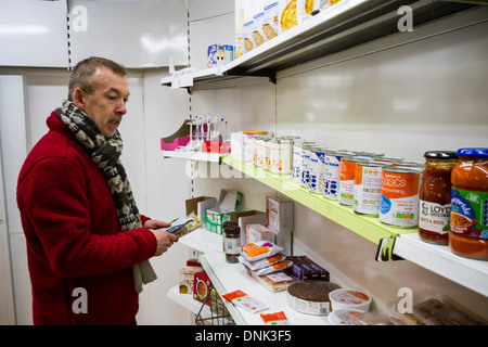 Ray Woolford, chi corre il Lewisham Food Bank in New Cross di Londra, Regno Unito. Foto Stock