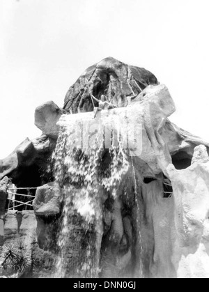 Melodia può in cima al vulcano al Jungle Land attrazione turistica in Panama City Beach, Florida Foto Stock