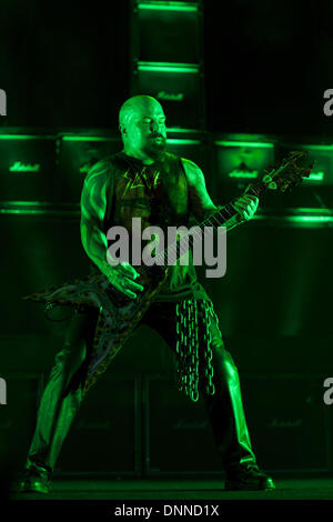 Tinley Park, Illinois, Stati Uniti d'America. 21 Luglio, 2012. Il chitarrista KERRY KING degli Slayer esegue a 2012 Mayhem Festival di Tinley Park, Illinois © Daniel DeSlover/ZUMAPRESS.com/Alamy Live News Foto Stock