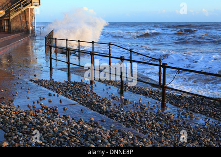 Vista invernale presso la scala di Giacobbe beach, Sidmouth, East Devon, Regno Unito Foto Stock