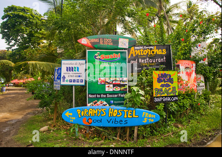 Segni in Dominical, Costa Rica Foto Stock