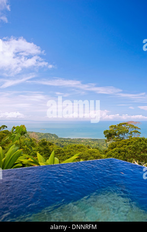 Piscina a Rancho Pacifico, Costa Rica Foto Stock