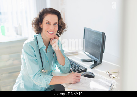 Ritratto di medico donna Foto Stock