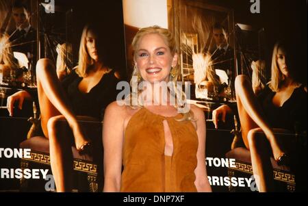 Sharon Stone al photocall di 'basic instinct II" di Berlino. Foto Stock