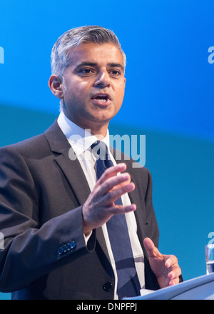 Sadiq Khan manodopera MP per Tooting ombra il segretario di Stato per la giustizia ombra Segretario degli esteri in occasione del congresso del partito laburista la Foto Stock