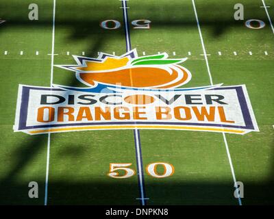 - Giardini di Miami, Florida, U . 3 gennaio, 2014. S: prima di scoprire Orange Bowl gioco tra la Clemson Tigers e la Ohio State Buckeyes Al Sun Life Stadium di Miami, FL Credito: csm/Alamy Live News Foto Stock