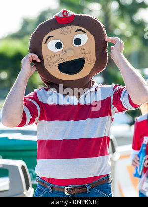 - Giardini di Miami, Florida, U . 3 gennaio, 2014. S: Ohio State Buckeyes prima di scoprire Orange Bowl gioco tra la Clemson Tigers e la Ohio State Buckeyes Al Sun Life Stadium di Miami, FL Credito: csm/Alamy Live News Foto Stock