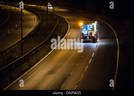 A14 opere stradali. Junction 7-9 lavoro notturno Foto Stock